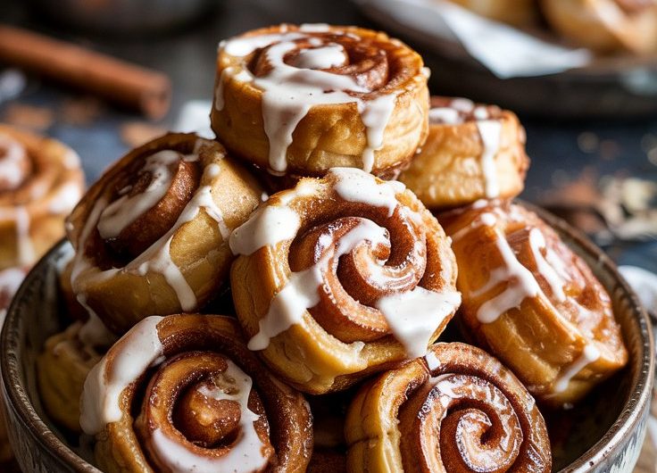 Cinnamon Roll French Toast Bites